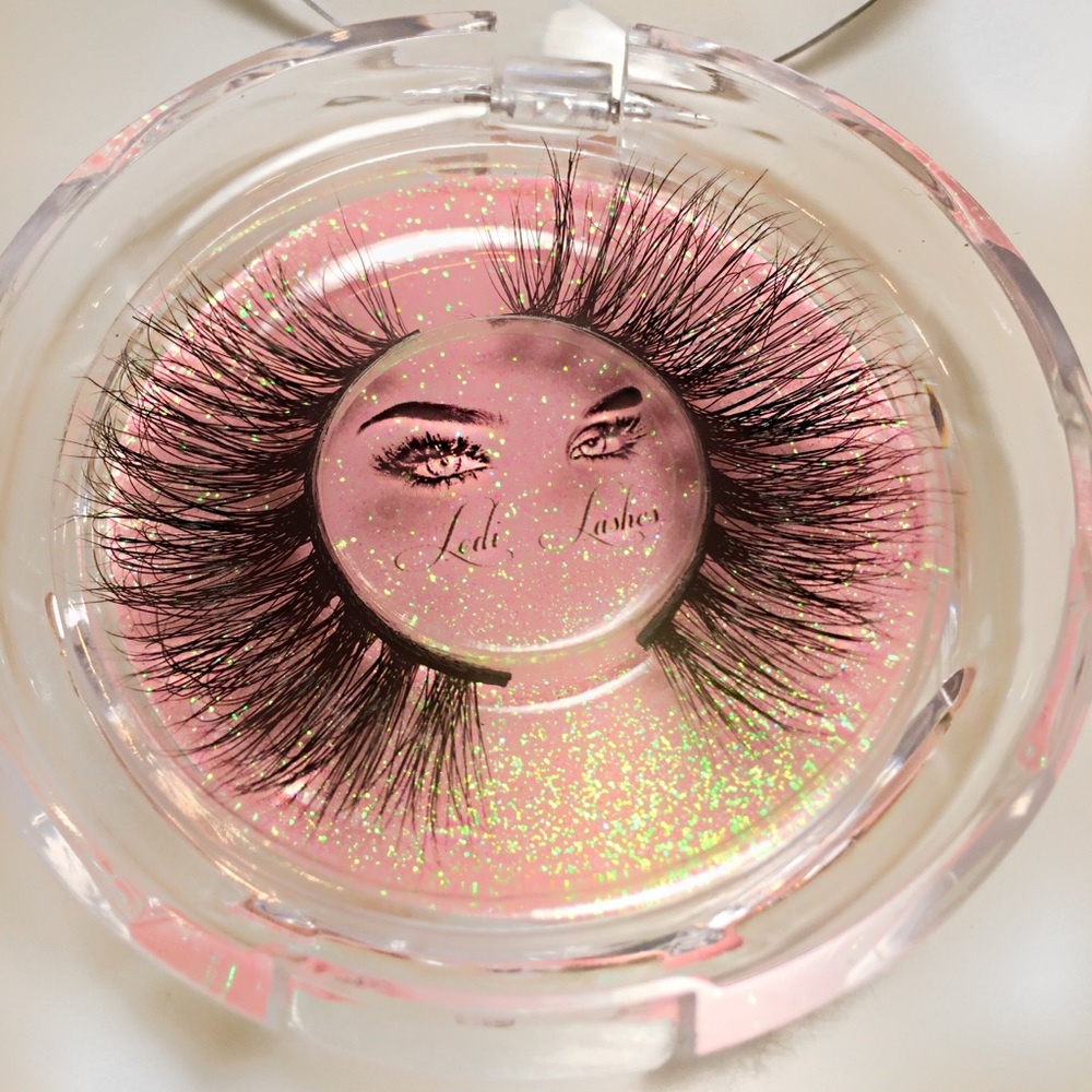 3D Mink Lashes “Aphrodite”